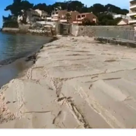 Apartment Riviera Avec Piscine *